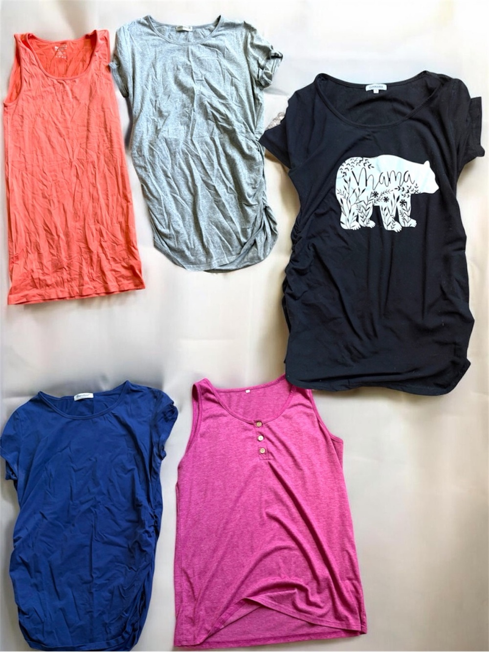 Black 'Mama' Bear Graphic Maternity Top - Casual Nursing-Friendly Tee